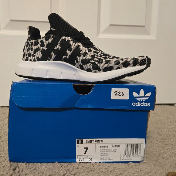 Adidas_Swift Run_Leopard Print_Size 7W_NIB - Picture 1 of 4
